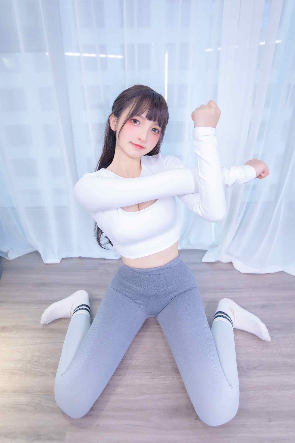 神楽坂真冬一至四季写真241套全集打包下载[241T-99.5GB]