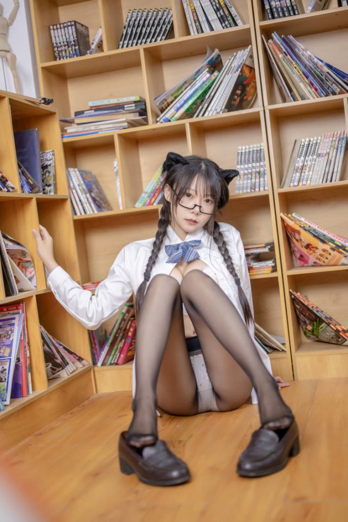 香草喵露露71套写真集打包百度云下载[71T-66.69GB]